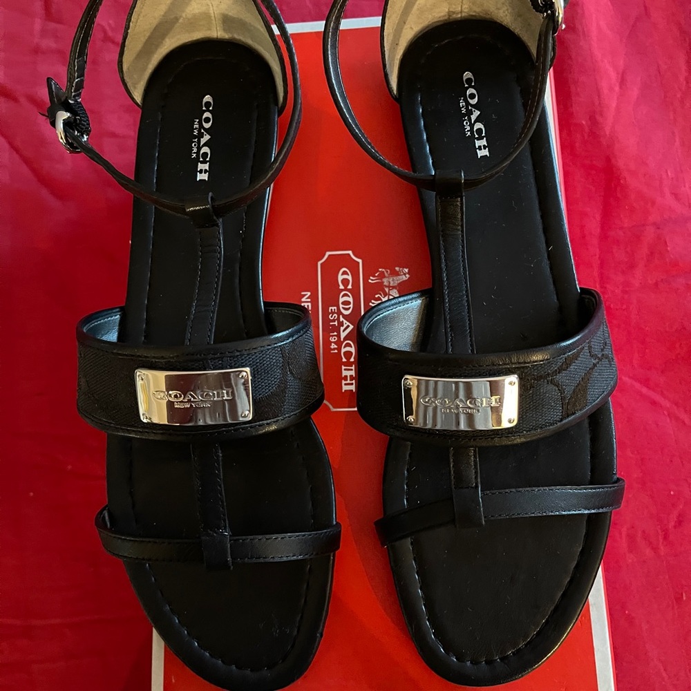 New COACH SANDALS ❤️